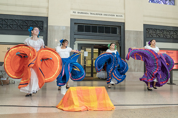 Virginia Fiesta043