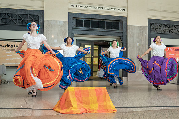 Virginia Fiesta044