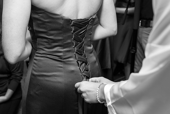 The Getting Ready Photos96