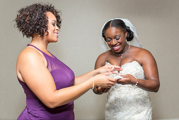 The Getting Ready Photos45