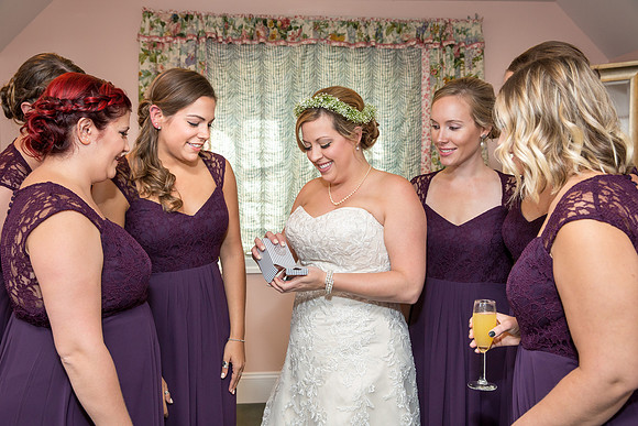 The Getting Ready Photos28