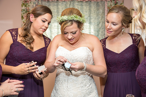 The Getting Ready Photos32