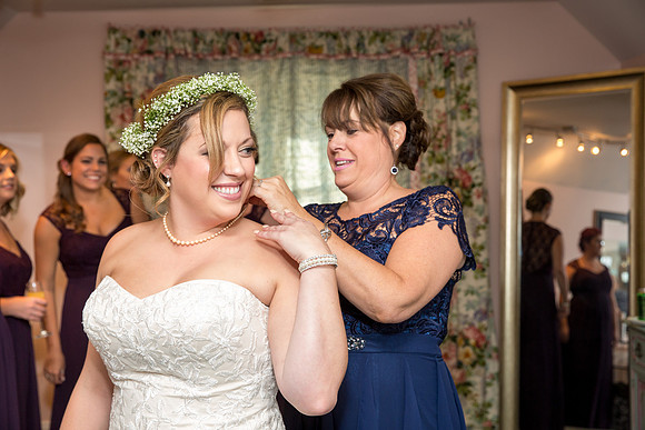 The Getting Ready Photos36