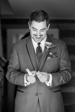 The Getting Ready Photos59