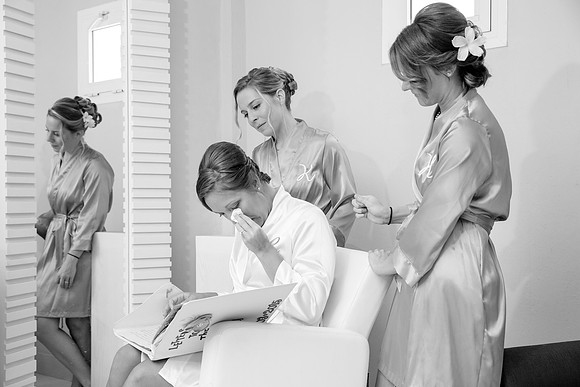 The Getting Ready Photos34