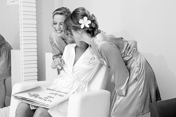 The Getting Ready Photos40