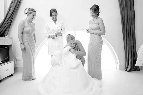 The Getting Ready Photos43