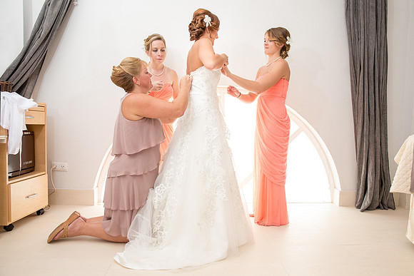 The Getting Ready Photos49