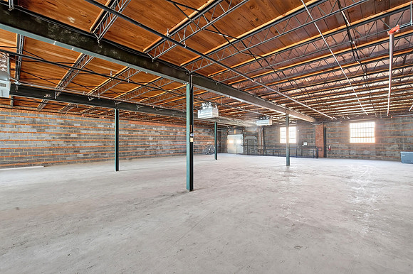 2928 West Leigh St.-15