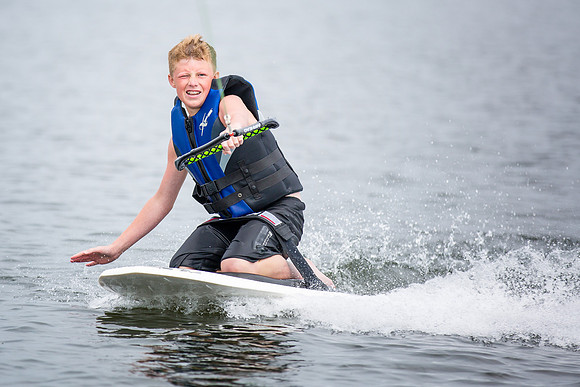 Andrew Kneeboarding5