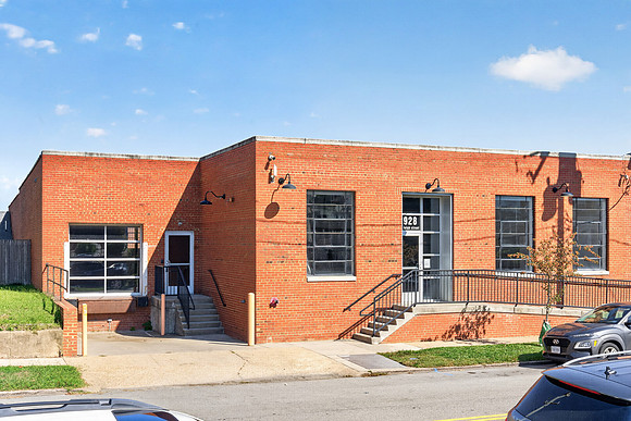 2928 West Leigh St.-3