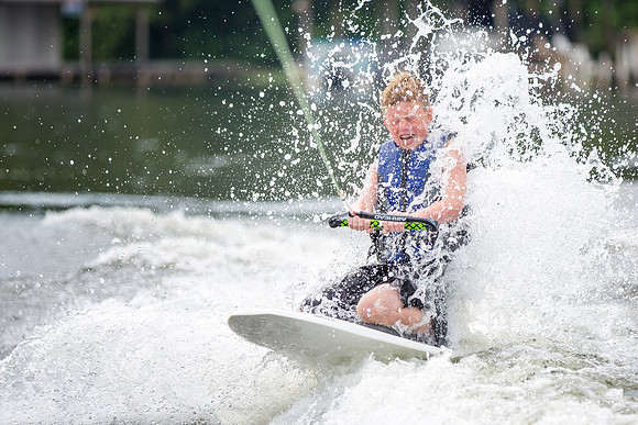 Andrew Kneeboarding