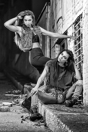 Sonnie & Les3B&W