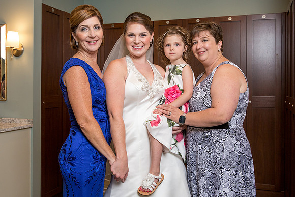 The Getting Ready Photos107