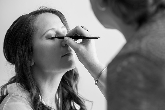 The Getting Ready Photos25