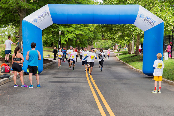 2014-02-20 2016-05-07 Run For Cure x22786
