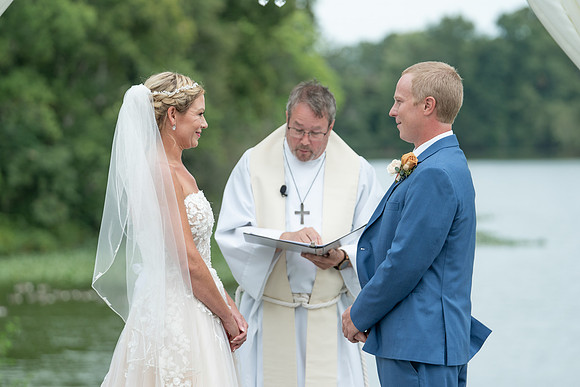 Hayley & Jonathan's Wedding Final250