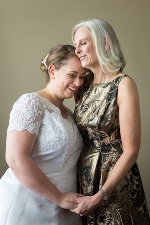 The Getting Ready Photos43