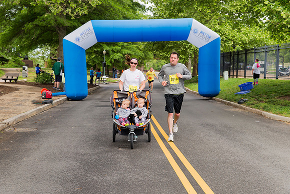 2014-02-20 2016-05-07 Run For Cure x22749