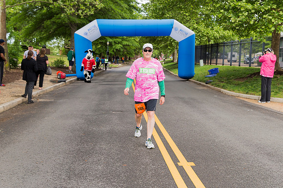 2014-02-20 2016-05-07 Run For Cure x22738