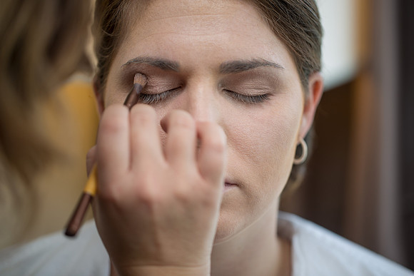 The Getting Ready Photos21