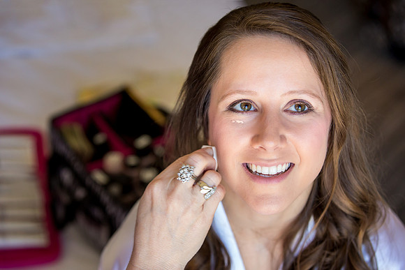 The Getting Ready Photos21