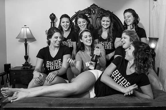 The Getting Ready Photos36