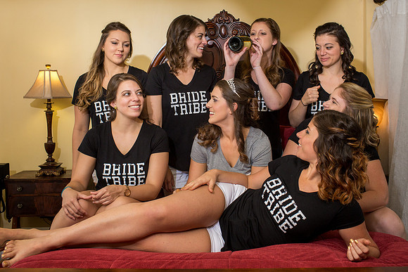 The Getting Ready Photos40