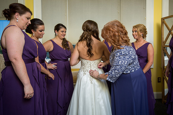 The Getting Ready Photos65