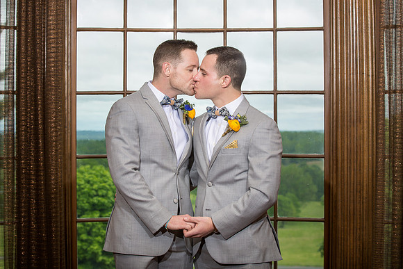 The Getting Ready Photos34