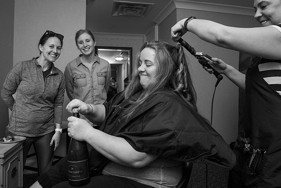 The Getting Ready Photos3