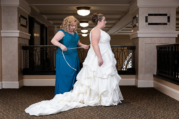 The Getting Ready Photos38
