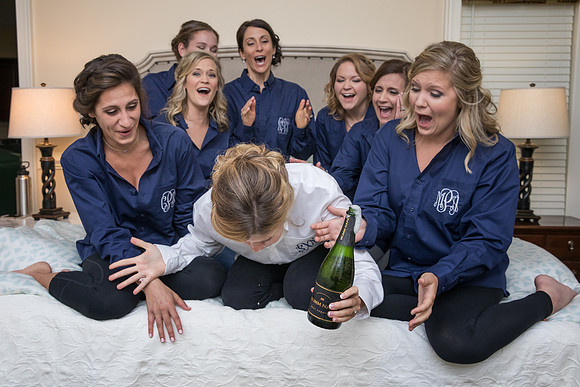 The Getting Ready Photos19