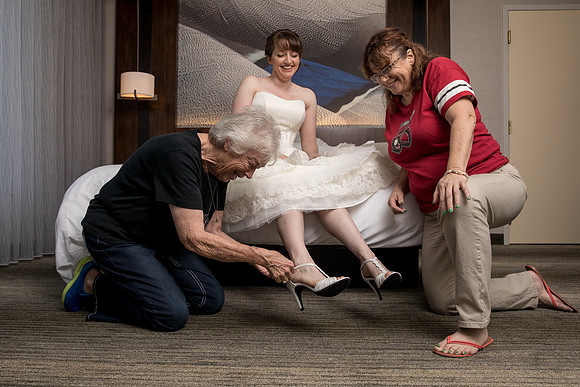The Getting Ready Photos22