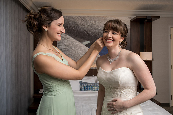 The Getting Ready Photos31