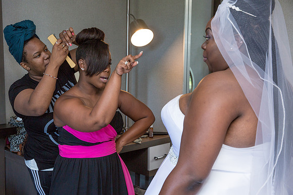 The Getting Ready Photos38