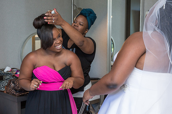 The Getting Ready Photos44