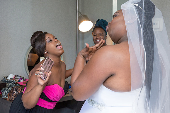 The Getting Ready Photos47