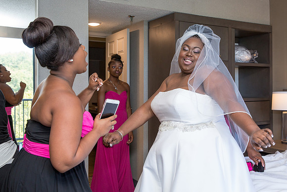The Getting Ready Photos66