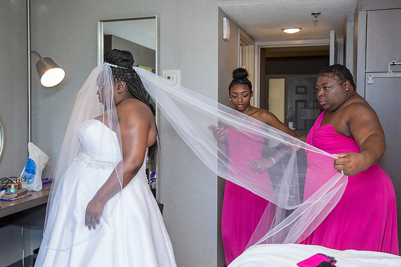 The Getting Ready Photos68