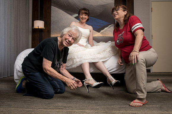 The Getting Ready Photos21