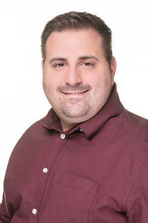 U H Business Portraits Website-28