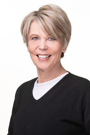 U H Business Portraits Website-75