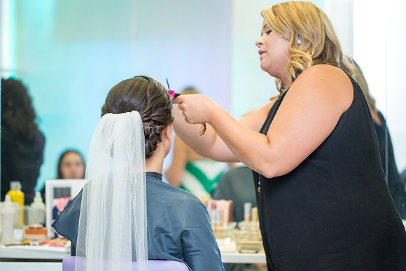 The Getting Ready Photos14