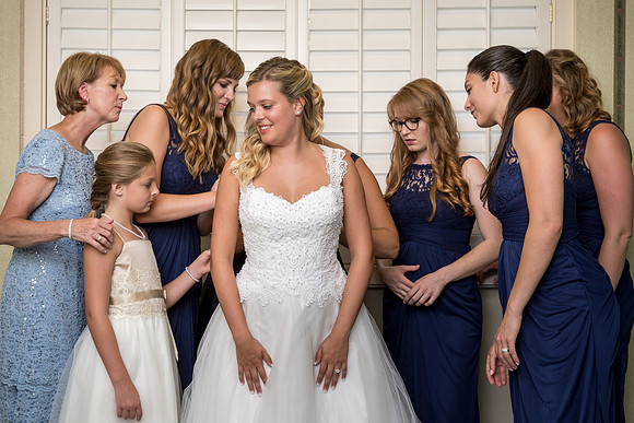 The Getting Ready Photos33