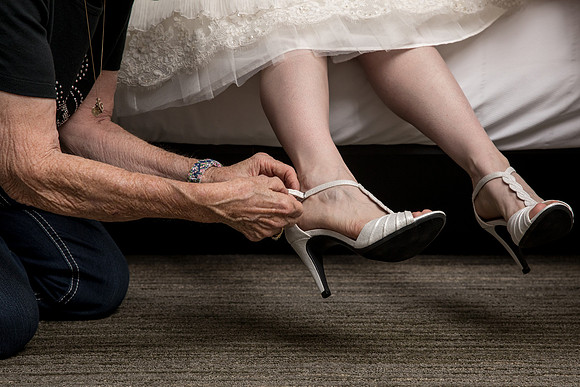 The Getting Ready Photos23
