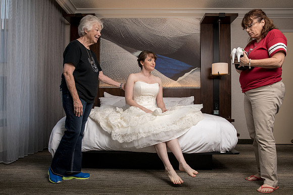 The Getting Ready Photos14