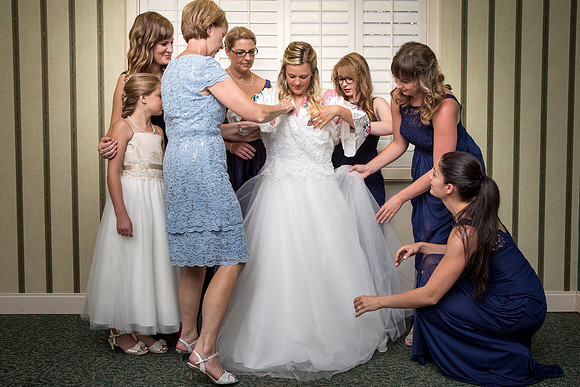 The Getting Ready Photos26