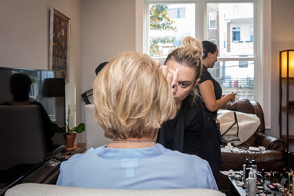 The Getting Ready Photos19