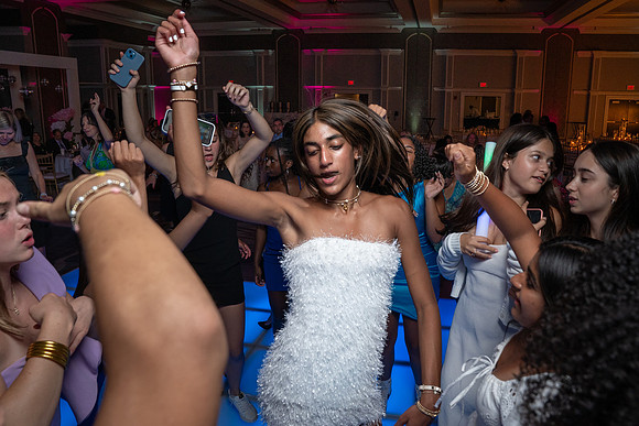 Zane & Zubin's Navjote Ceremony-512